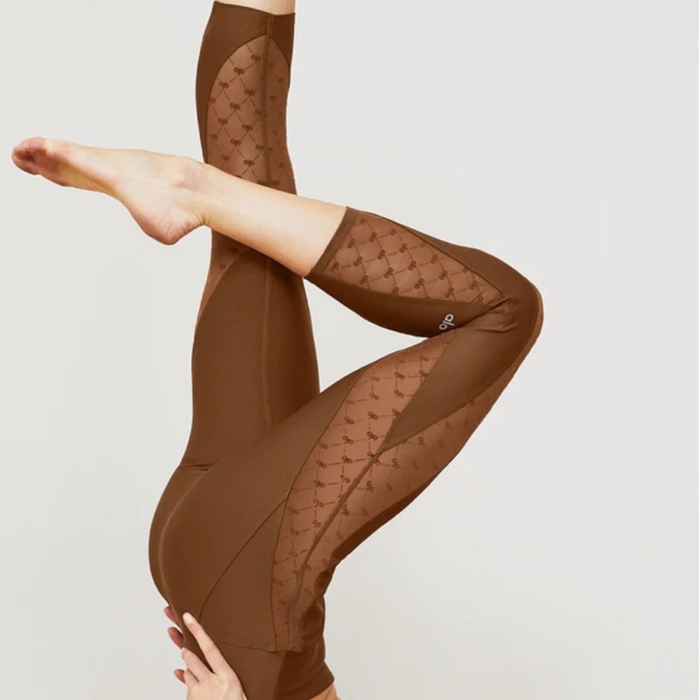 ALO Yoga Airlift Mesh High-Waist Celeste Capri M